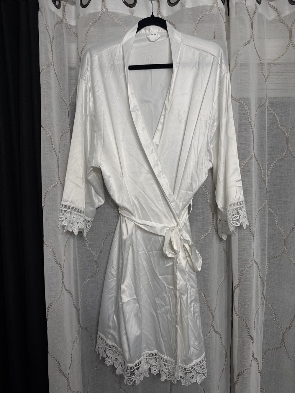 Bride Lace-Trim Satin Wrap Robe in White